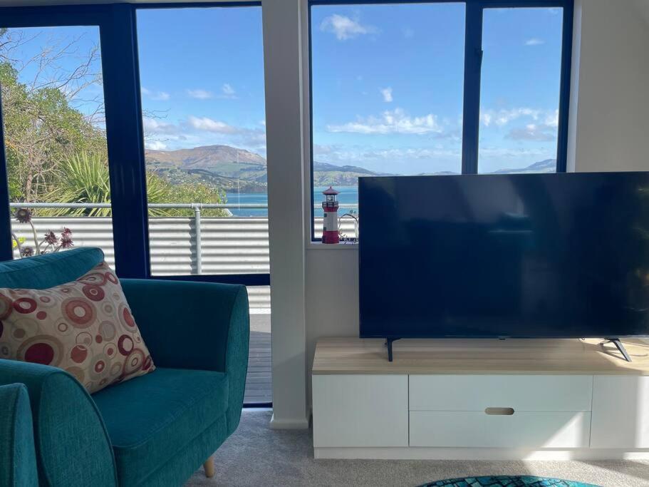 The Lighthouse- Ocean View Tranquil Retreat! Villa Lyttelton